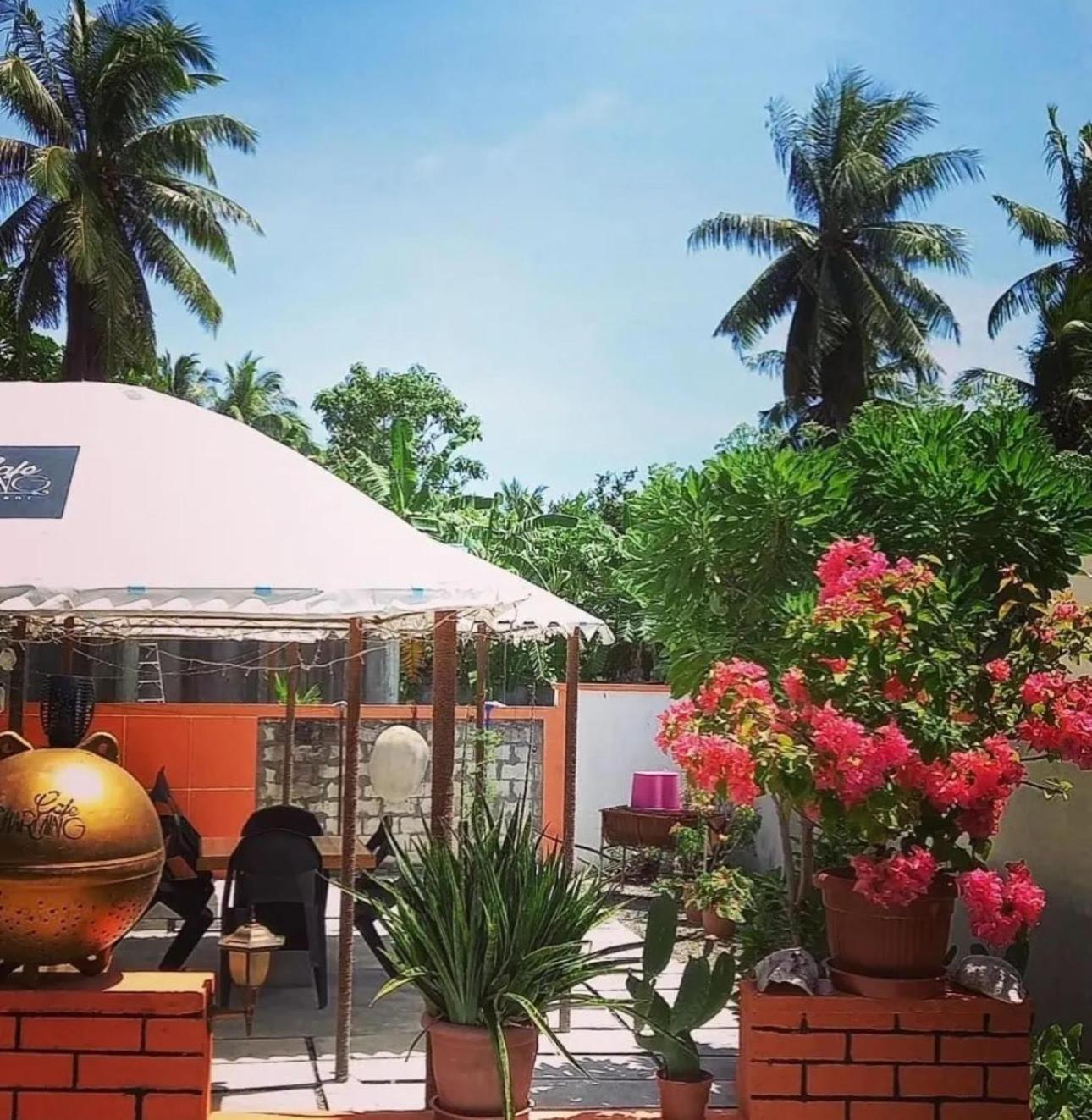 Charming Holiday Lodge- Addu Atoll Meedhoo, Maldives Экстерьер фото