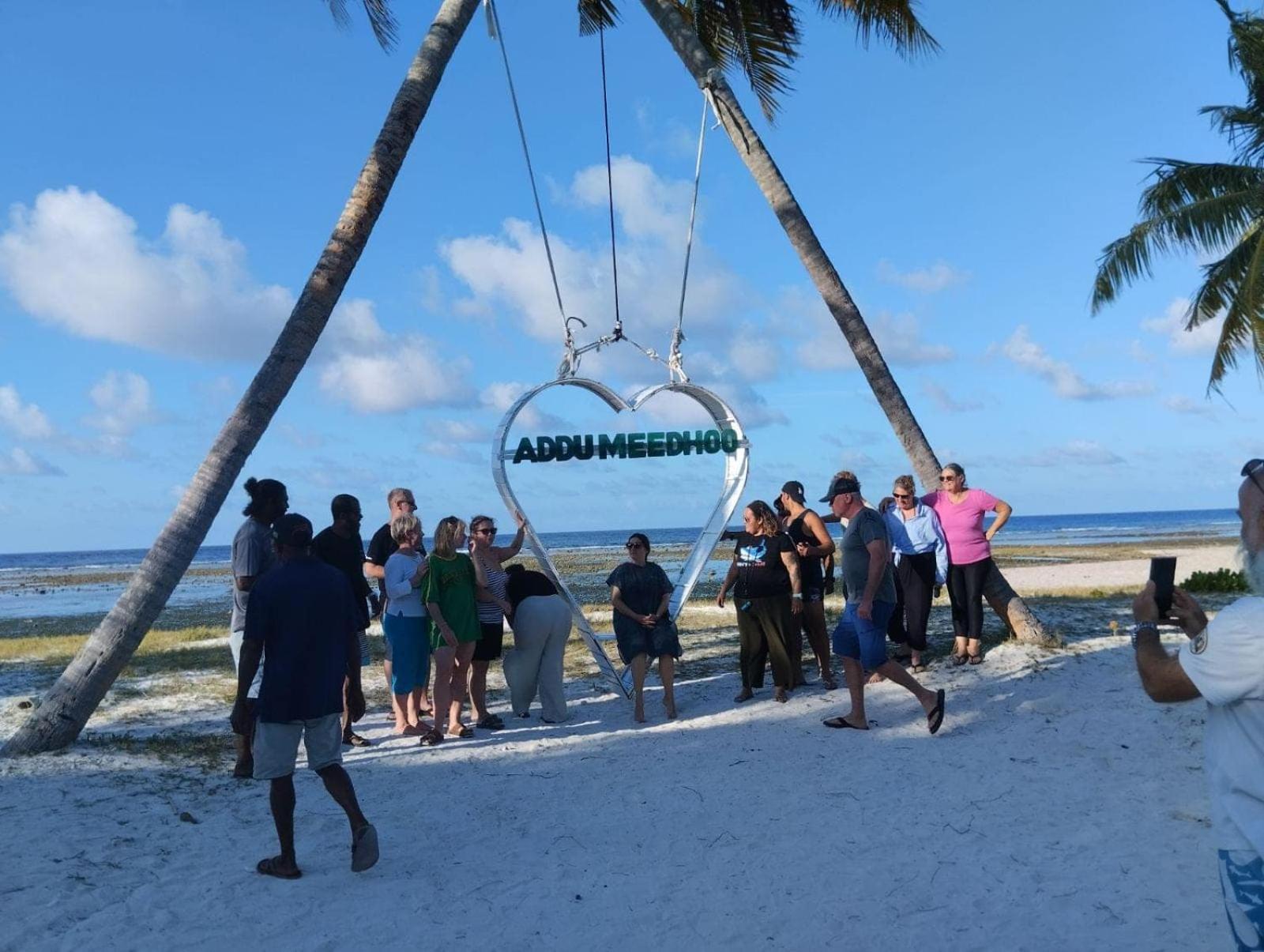 Charming Holiday Lodge- Addu Atoll Meedhoo, Maldives Экстерьер фото