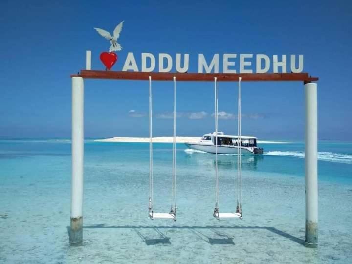 Charming Holiday Lodge- Addu Atoll Meedhoo, Maldives Экстерьер фото