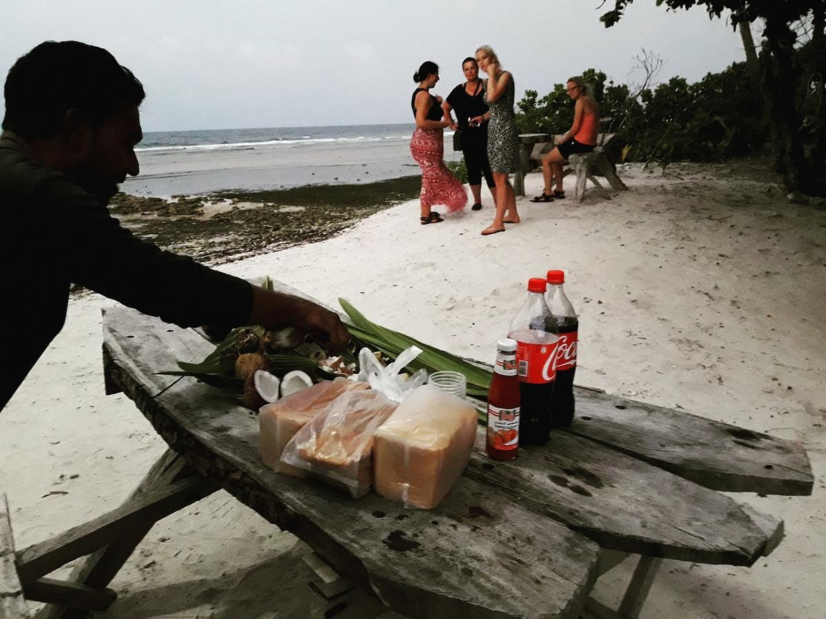 Charming Holiday Lodge- Addu Atoll Meedhoo, Maldives Экстерьер фото
