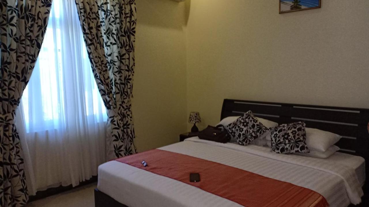 Charming Holiday Lodge- Addu Atoll Meedhoo, Maldives Экстерьер фото