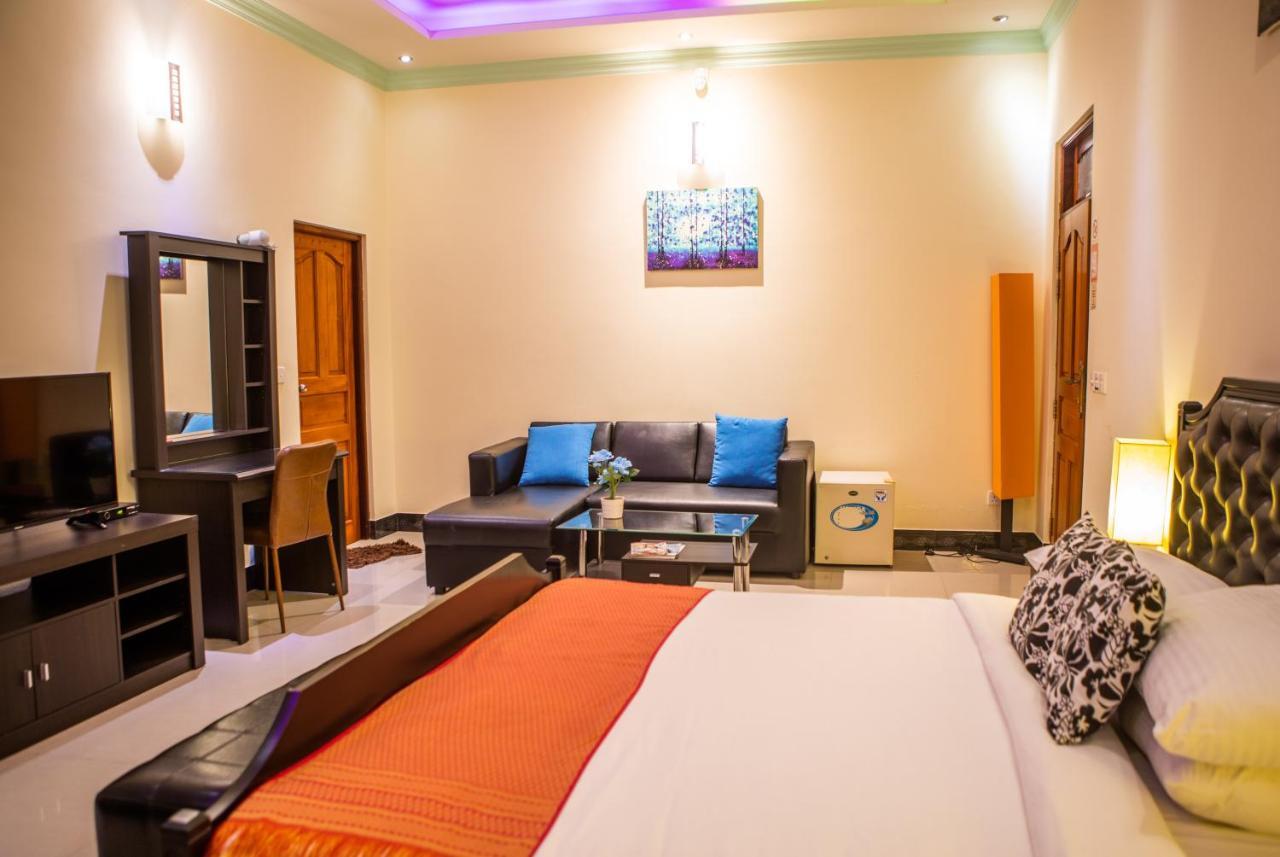 Charming Holiday Lodge- Addu Atoll Meedhoo, Maldives Экстерьер фото